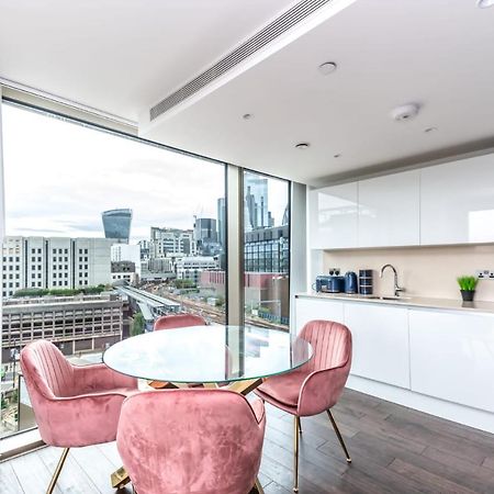 Luxury 2 Bedroom Apartment In Tower Hill Londra Dış mekan fotoğraf